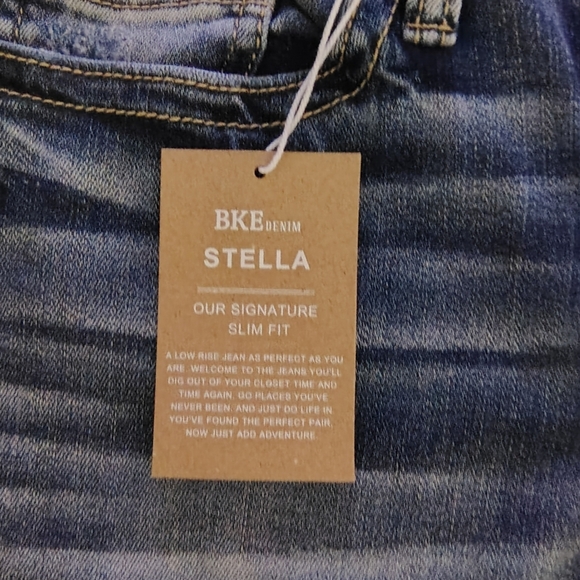 BKE STELLA, Bootcut, Low  Rise, Slim Fit Denim Jean's. - Picture 7 of 13
